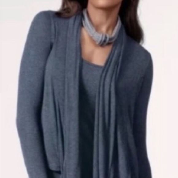 CaBi dreamy Draper twin set . - Picture 2 of 2